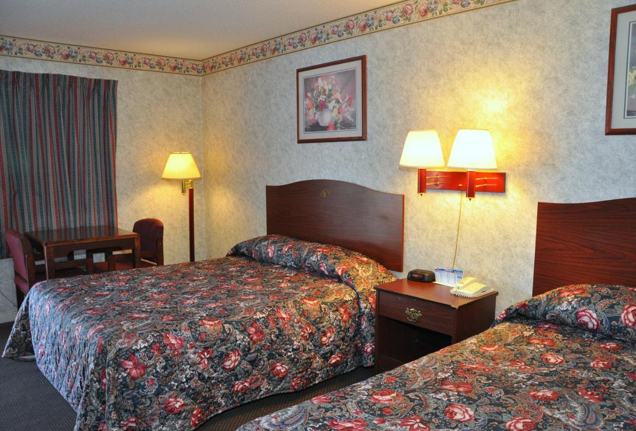 Merrimac Inn & Suites Williamsburg Exterior foto